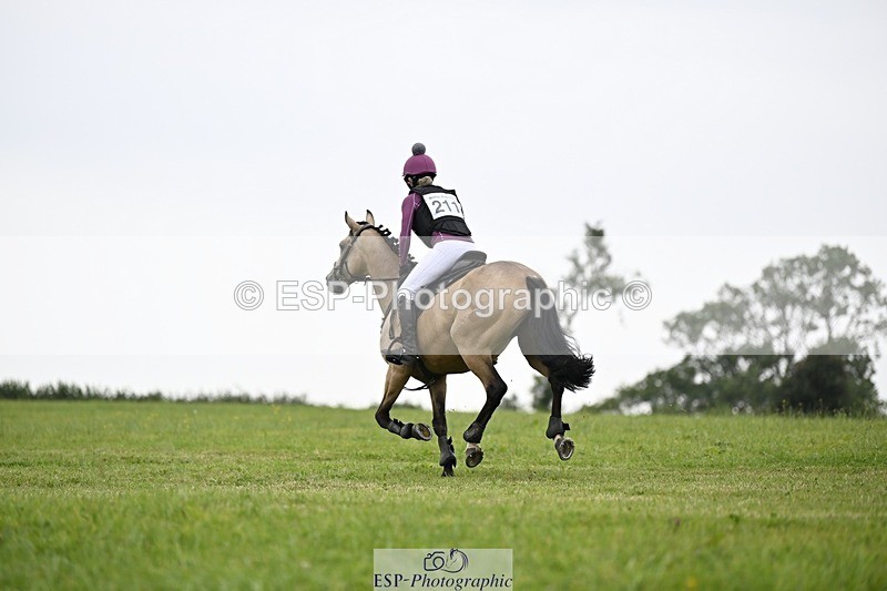 240831A-152150-04495 - 211-Fiona.Lewis-BALLYANNY.BUTTONS