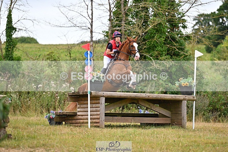 250803A-105057-09995 - L-506-Caroline.Dyer-CURRAGHGRAIGUE.QUEBEC