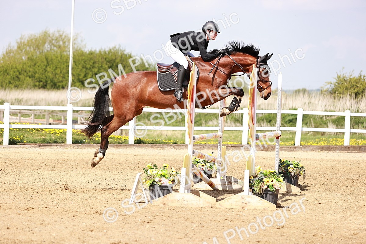  - Class 23 - Senior 1.05m