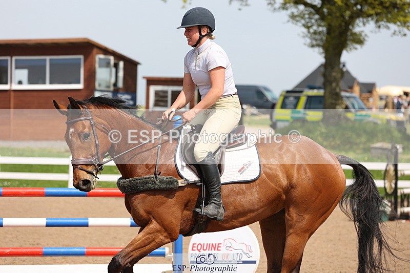 240510A-145421-07915 - Cls 17 1.05m National Am Quali