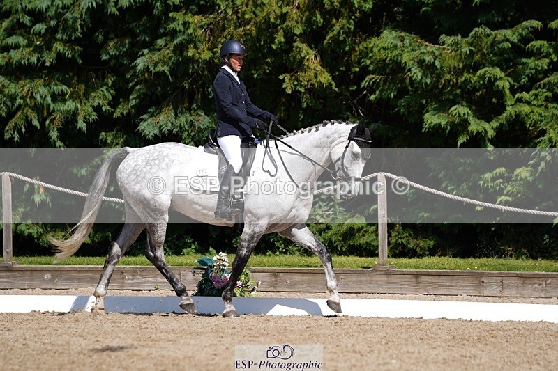 240719-152412-02627 - 114-Claire_Holiday-Diamond_Opposition