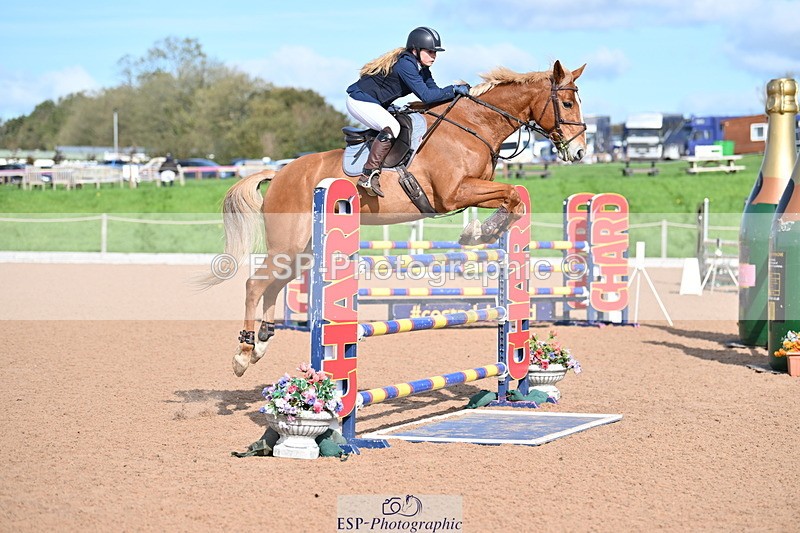 231015A-124422-07984 - Cls 30 Foxhunter & 1.20m Open