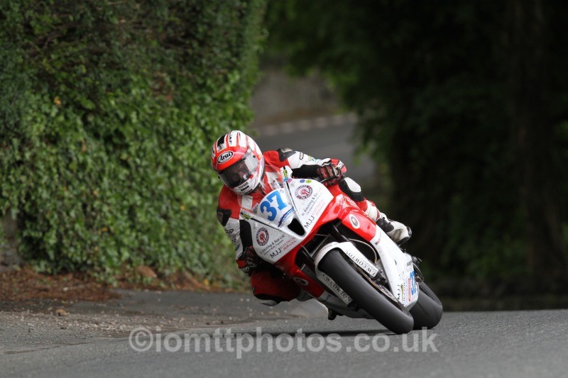 James Cowton Honda / F W Cowton Joiners - Monster Energy Supersport Race 1