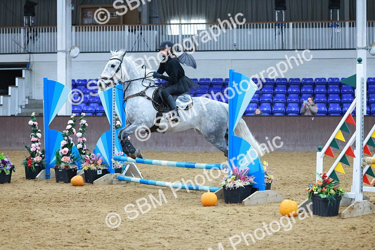 SBM_003674 - Class 4 - Pairs