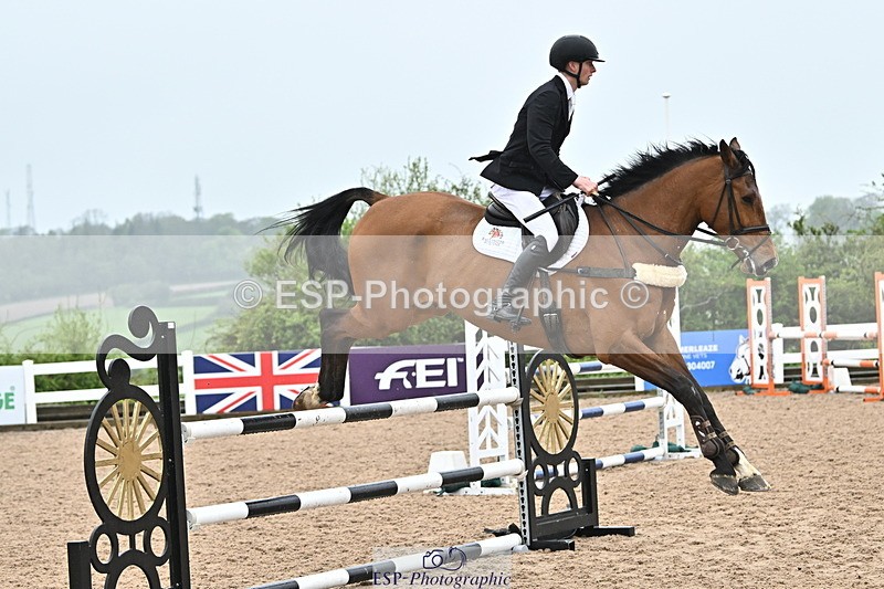 240501A-103343-00319 - Cls 5 Snr Discovery and 1m Open