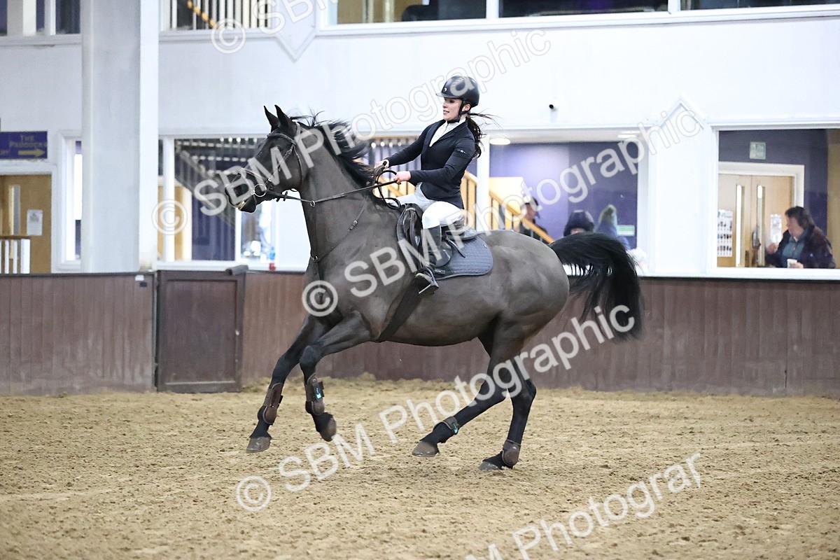SBM_2613 - Class 9 - Senior Newcomers/ 1.10m Open