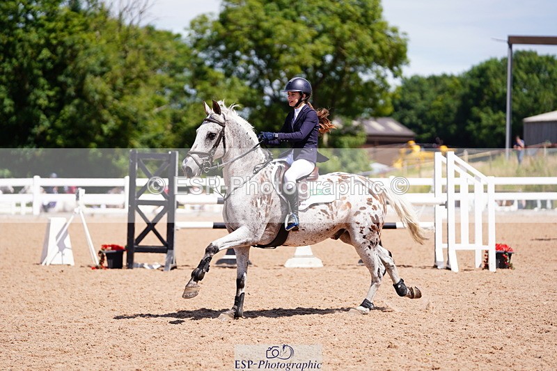 240629A-115418-05093 - Cls 18 Newcomers and 1m Open