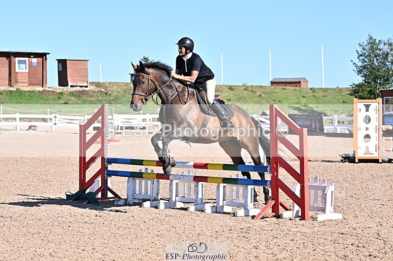 250708A-173220-00252 - 80cm Classes