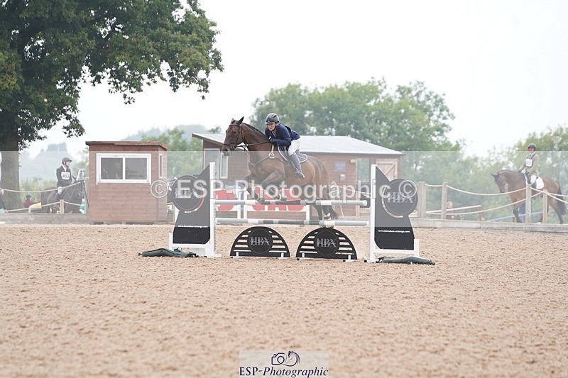 240901A-094214-05428 - 405-Florrie.Ball-POLMARK.JAY.WALK