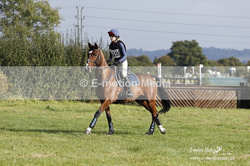  WWHT 171021 2939 - Intermediate (0.90m)  17/10/21