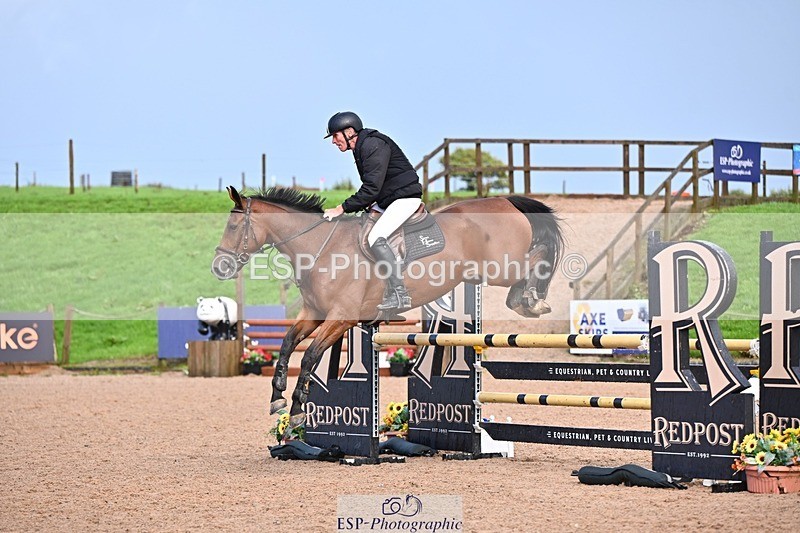 250912-161611-05403 - Cls 13 Snr 1.05m and 1.10m