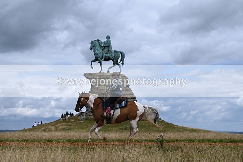 DSC_7076 - Time at Statue 12:45 to 13:15