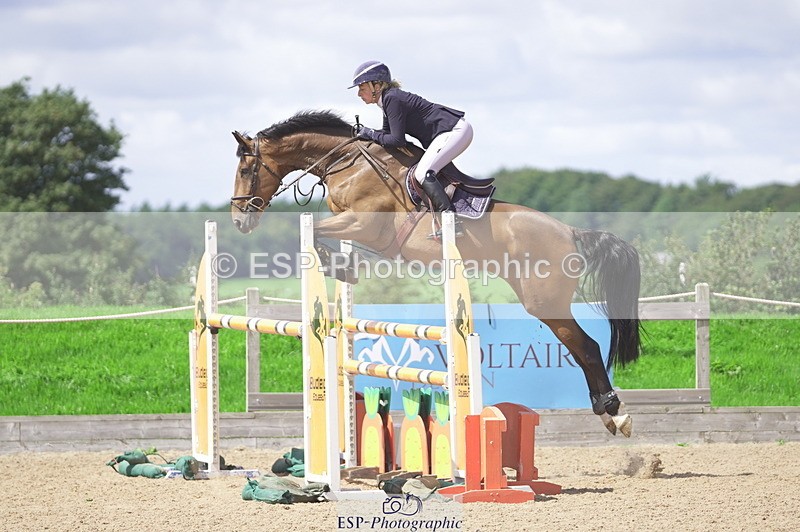 230806A-124354-02049 - Cls 14 Snr Foxhunter & 1.20m Open