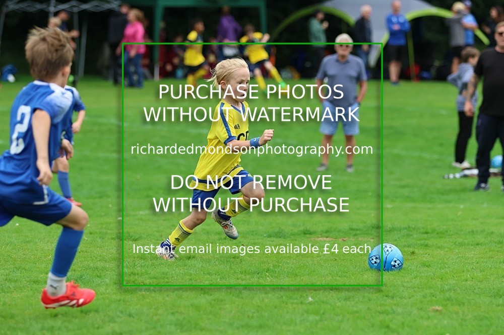 533A8713 - Kendal Utd