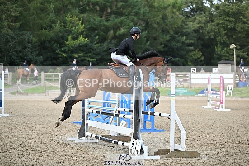 240818-092913-03401 - Cls 8A Snr British Novice