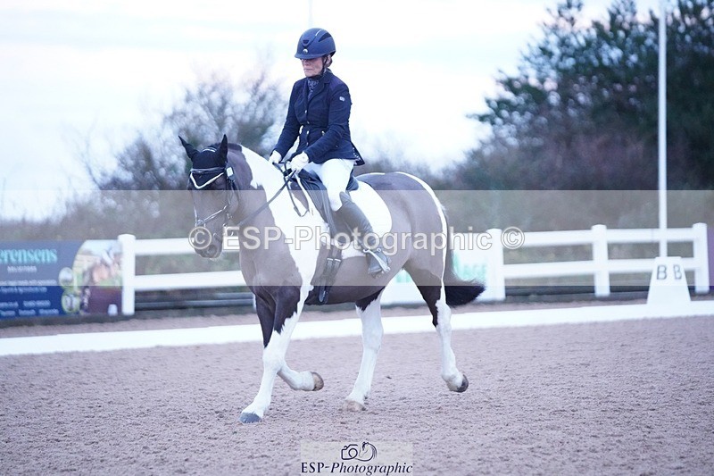 241214-090518-00004 - 122-Lisa.Counsell-Paris.Party.Girl