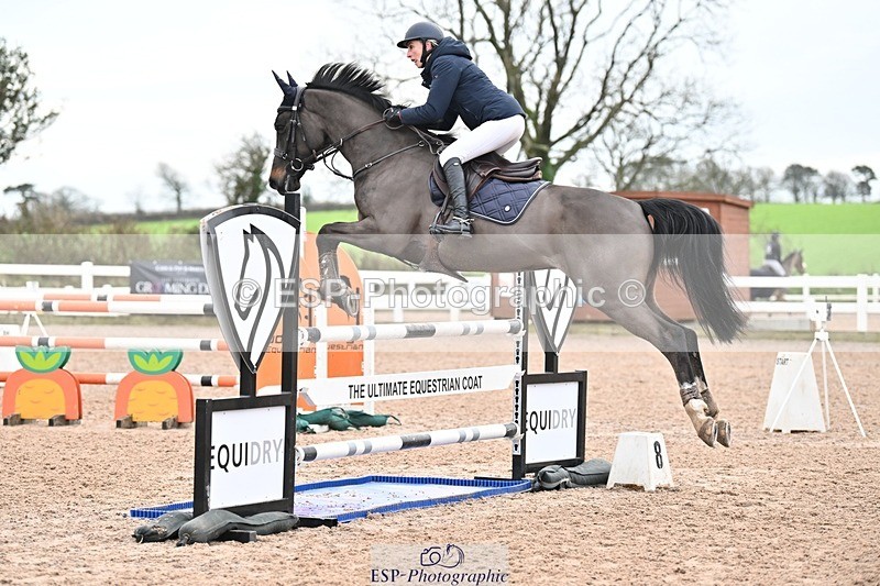 241206-123904-00777 - Cls 5 Newcomers and 1.10m Open