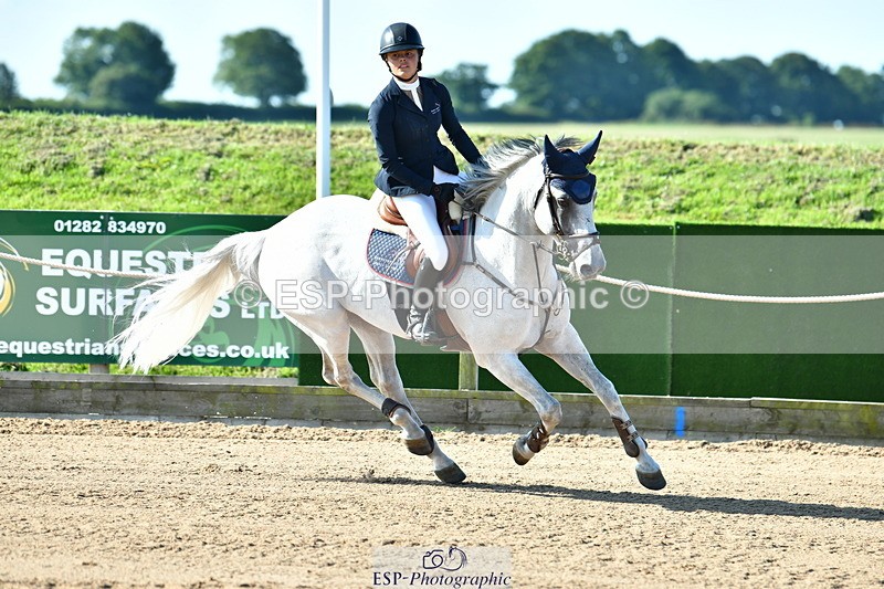 230720A-085753-01512 - Cls 1, 2 Star Small 1.30m