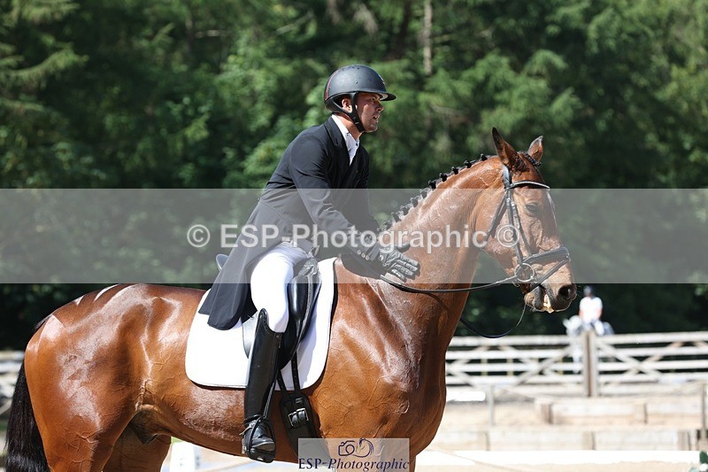 230526-105703-05354 - 365-BWE_NEWTON_DE_JASPER-Adam_Harvey-WEDTrotUp+DR