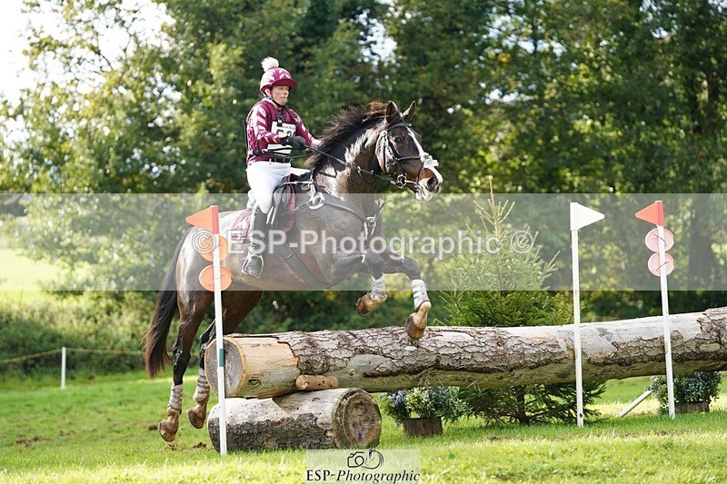 231021-154010-20220 - 500-HARLYN.CONNOR-Kerryann.Dunstan-SC+XC