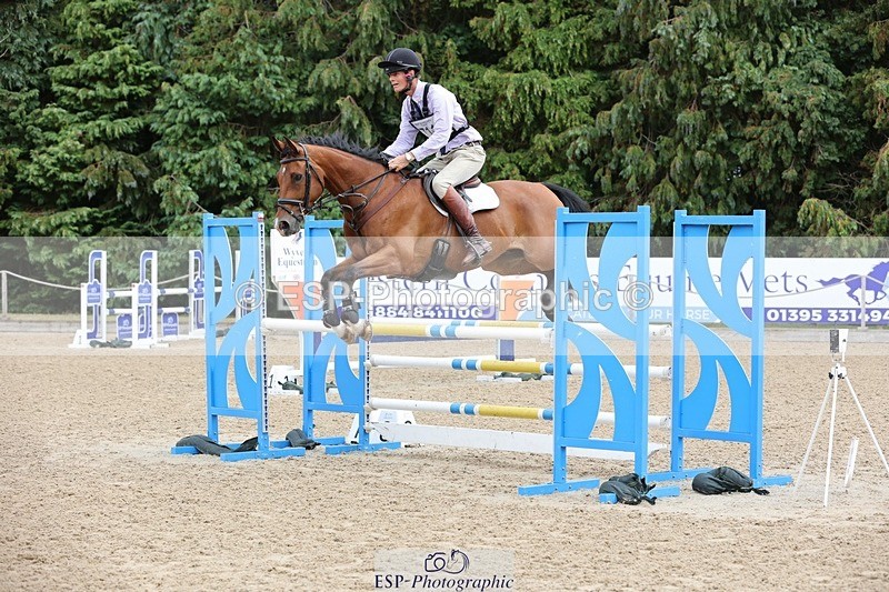 250803A-135044-14411 - P-711-William.Fox-Pitt-CUSCO