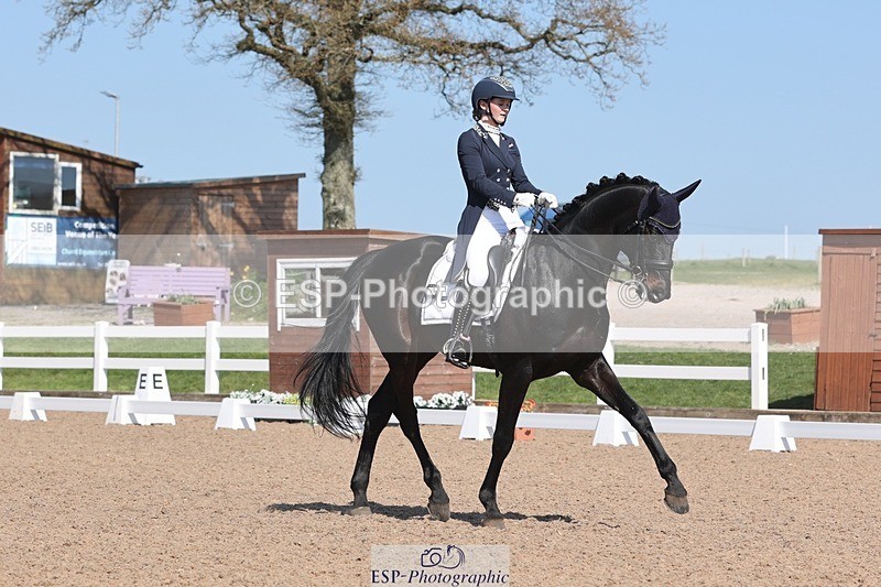 250405-145002-11475 - 069-India.Hamilton-Burnet-Kissingdale