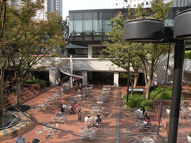  - Interior Exterior