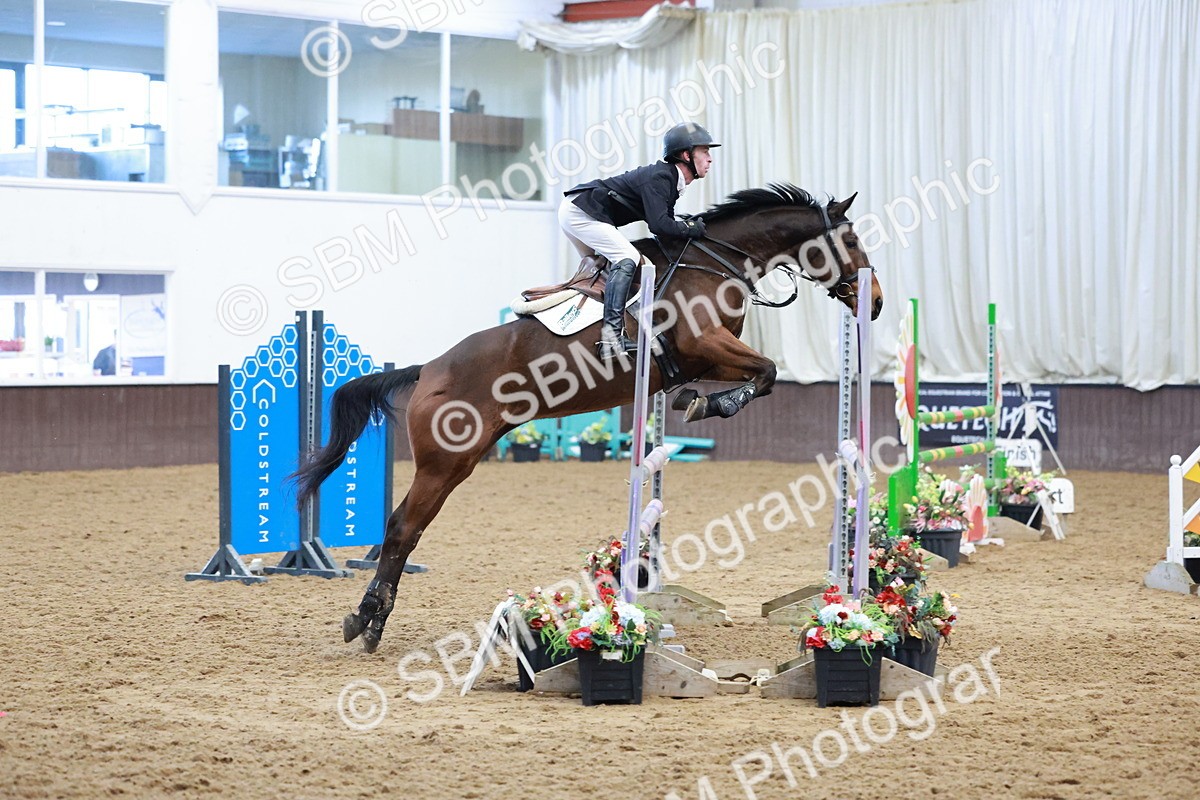 SBM_003893 - Class 11 - Senior Newcomers/ 1.10m Open