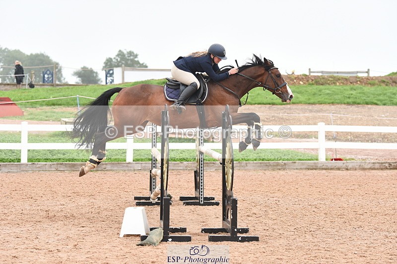 230902A-111406-00545 - Cls 8 1.05m Amateur Quali