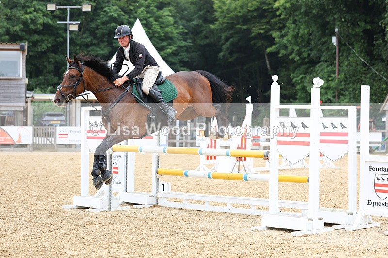 3E7A6218 - Class 7: Senior 1.05m