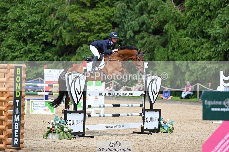 240525-142418-15692 - 446-SOMMERSBY-Jenny_Caras