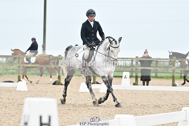 241103-135736-01830 - Novice 1 - 13.10 to 14.34