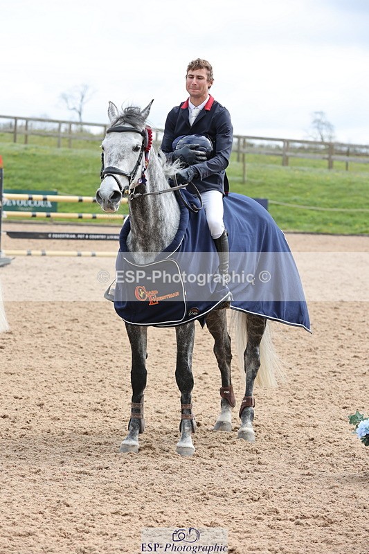 240419A-111800-06403 - Cls 2, 2 Star Small Tour 1.30m