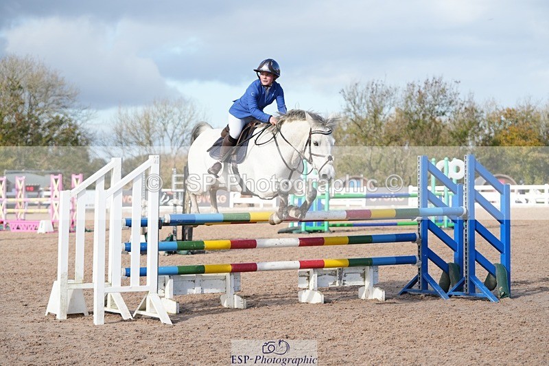 251025-135605-00589 - Cls 10 Pony Newcomers and 1m