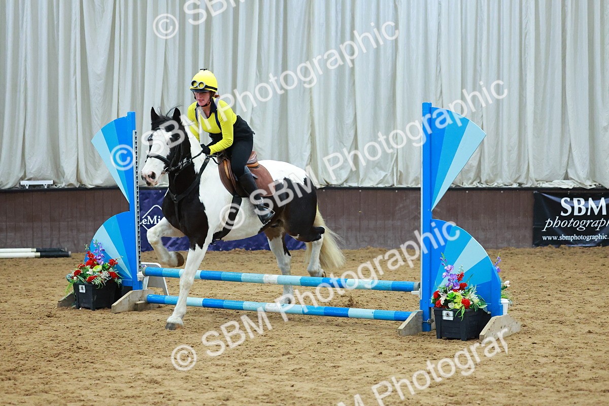 SBM_002319 - Class 3 - Horse & Hound (60cm)