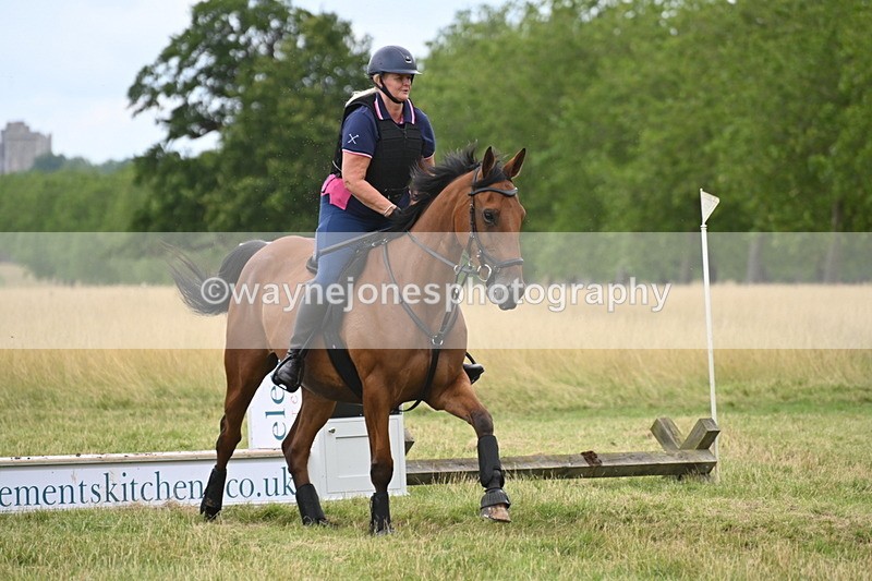 WJ6_5013 - Time at Jump 13:04 to 13:34