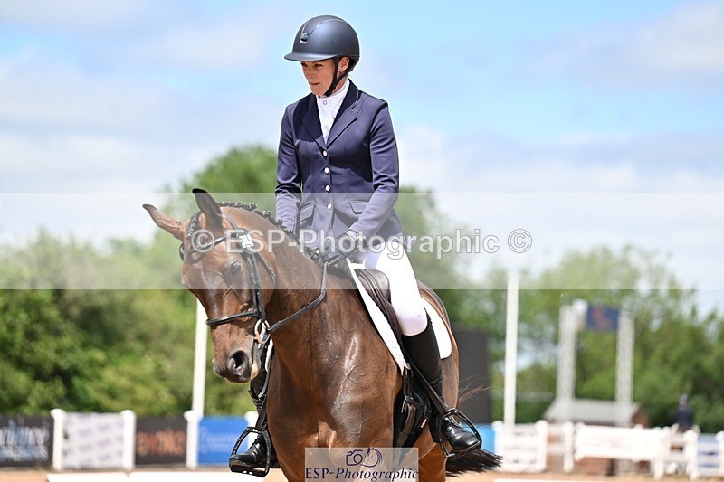 260704-131437-04800 - Cls 4D Senior Intermediate Novice 1