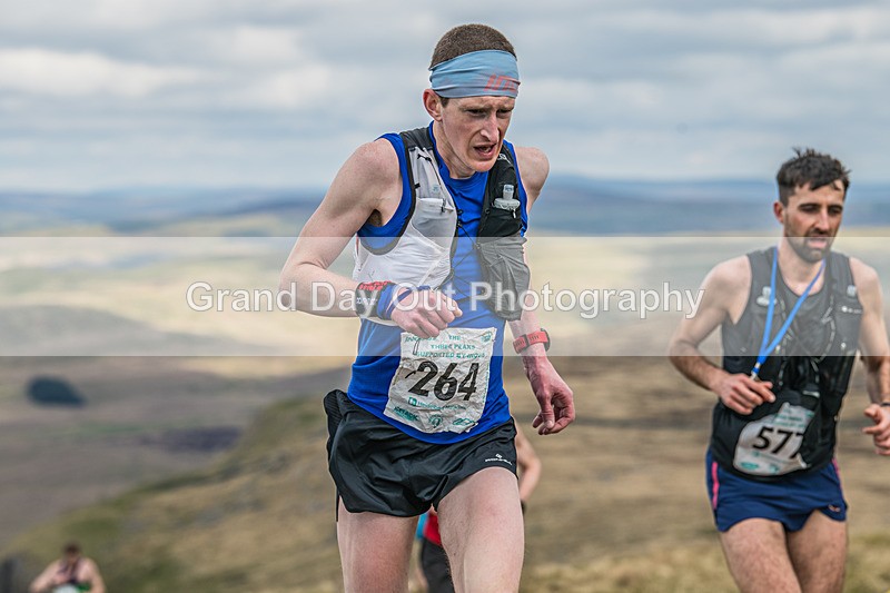 3 Peaks-111 - The 3 Peaks Race Saturday 27th April 2024