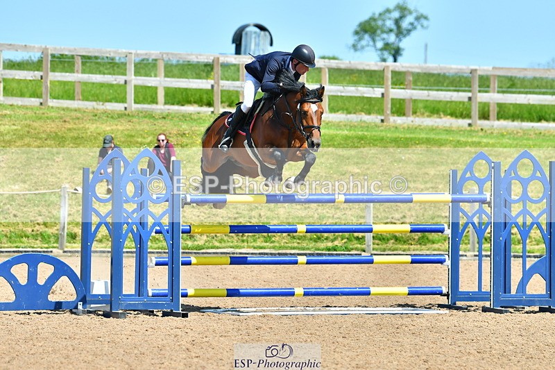 230527A-144900-05114 - Cls 17 National 1.30m Open