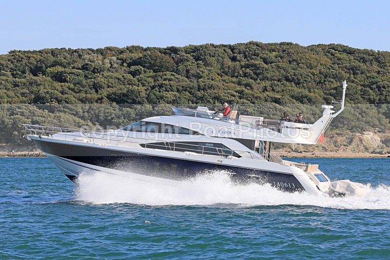 170902 CARIOCA - FAIRLINE SQUADRON 1Y3A1116 - Flybridge Cruisers