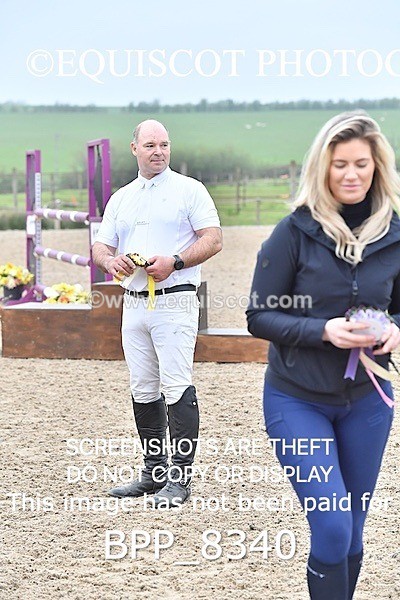 BPP_8340 - CLASS 19 SAT CLASS 19 SAT Senior Newcomers/ 1.10m Open