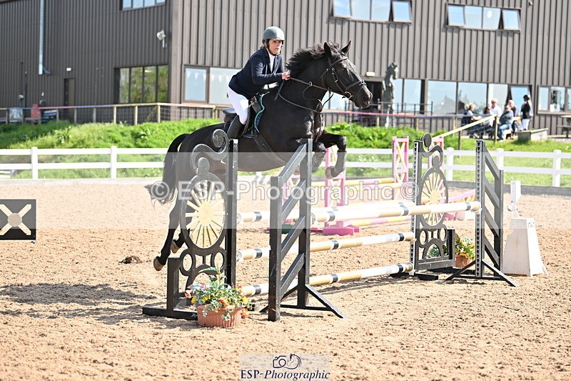 240509A-100948-00378 - Cls 1 British Novice and 90cm Open