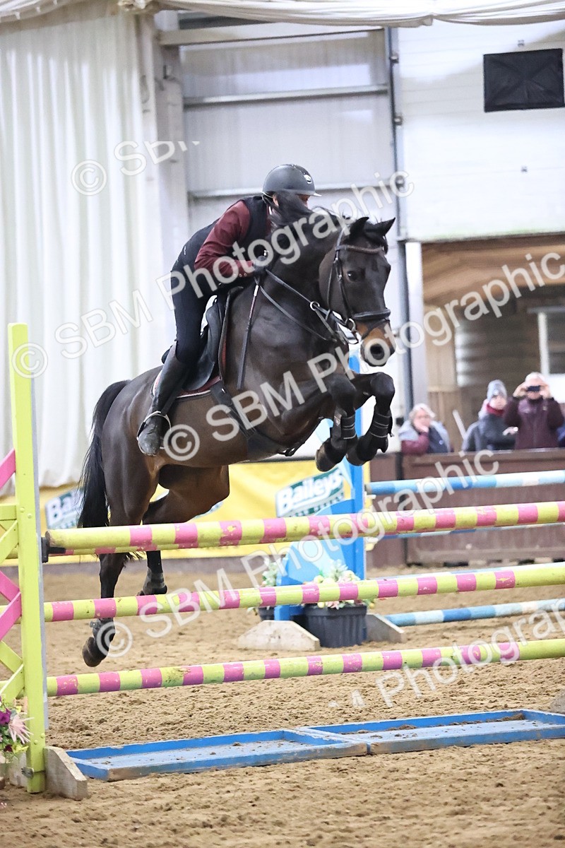 SBM_007569 - Class 23 - Senior Newcomers - 1.10m