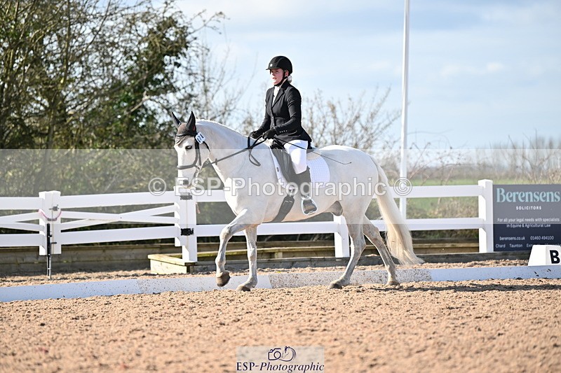 240324A-151218-04444 - Novice 27, 14.30 to 15.25