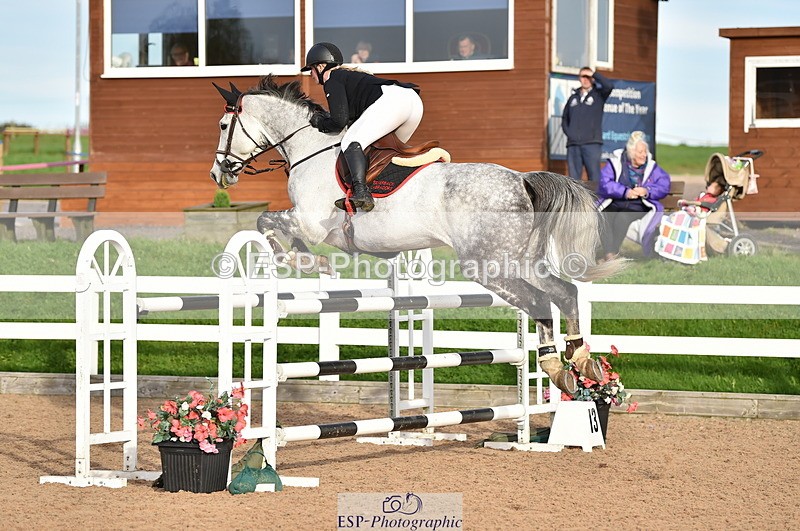 231015A-162336-09322 - Cls 27 1.10m Amateur Q 2nd R