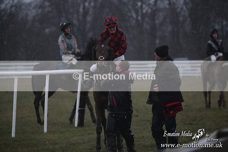 PtP 260125 1295 - Cocklebarrow Point-to-Point racing with the Heythrop Hunt 26/01/25