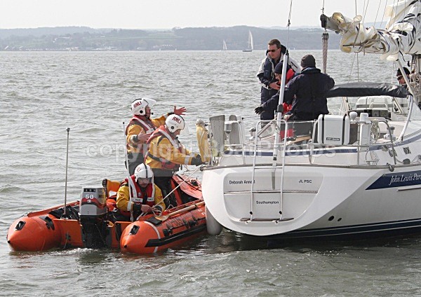 100411 JLP SAILING CLUB - RNLI IMG_0554 - APRIL 11th 2010 - JLP SAILING CLUB & RNLI