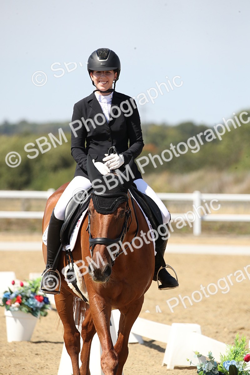 SBM_005141 - Class 11 - Novice 5 - 11.41-12.58