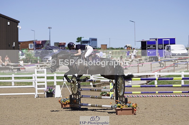 230624A-150858-02145 - Cls 26 Pony Foxhunter & 1.10m Open