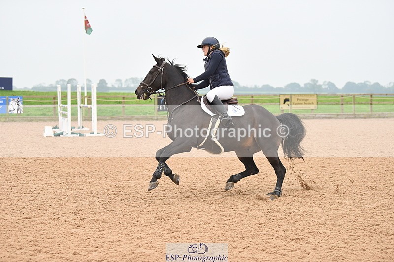 230916A-163838-05599 - Cls 19 Snr 1.10m Derby